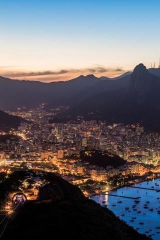 Rio de Janeiro for 320 x 480 iPhone resolution
