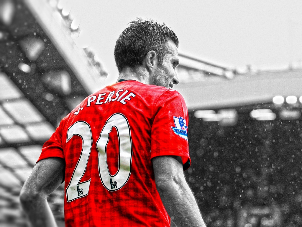Robin van Persie Black and Red for 1024 x 768 resolution