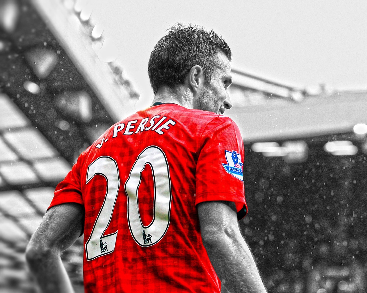 Robin van Persie Black and Red for 1280 x 1024 resolution
