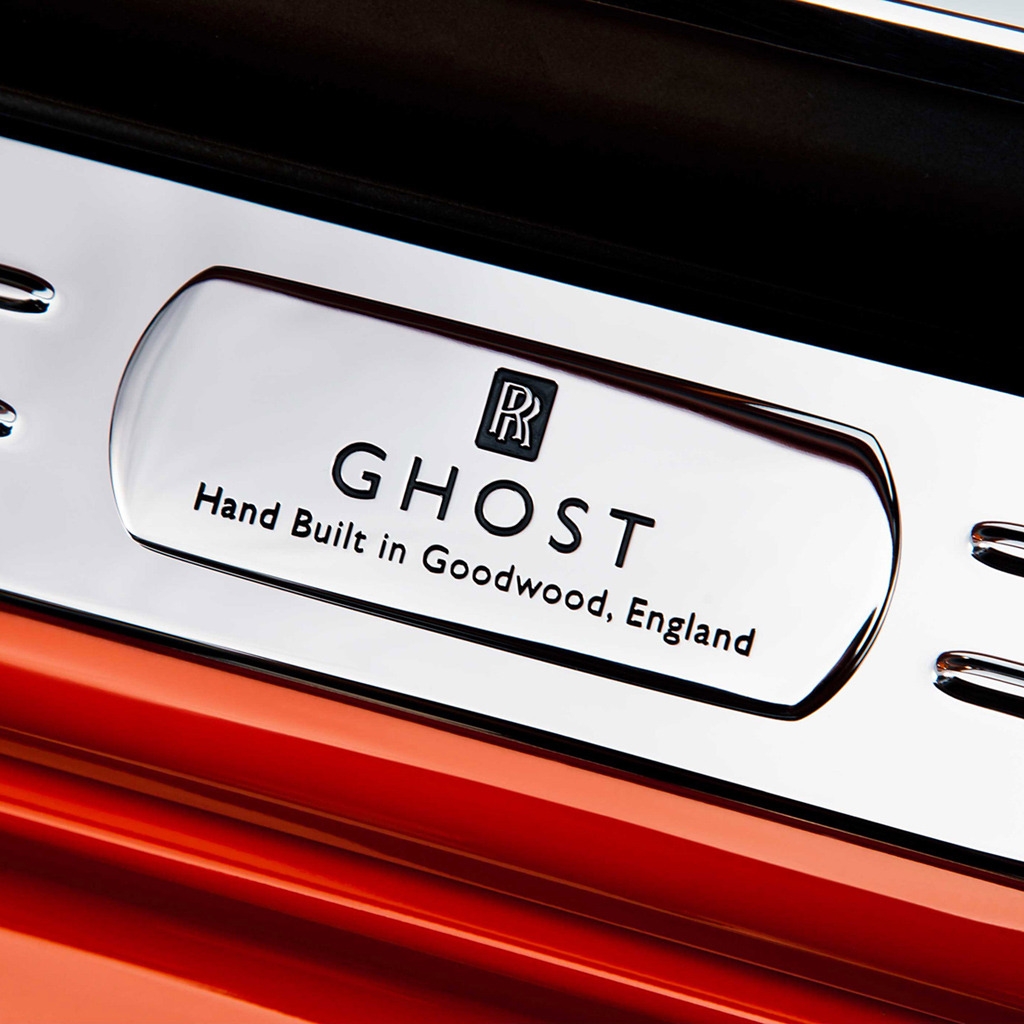 Rolls Royce Ghost Logo for 1024 x 1024 iPad resolution