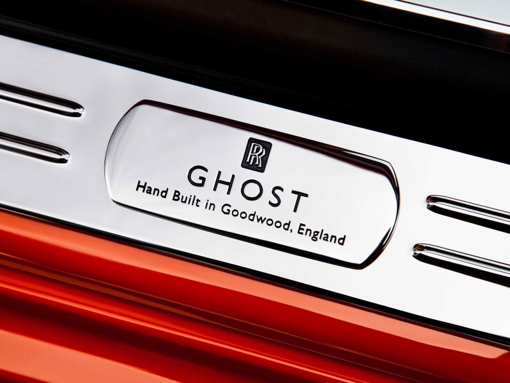 Rolls Royce Ghost Logo for 1024 x 768 resolution