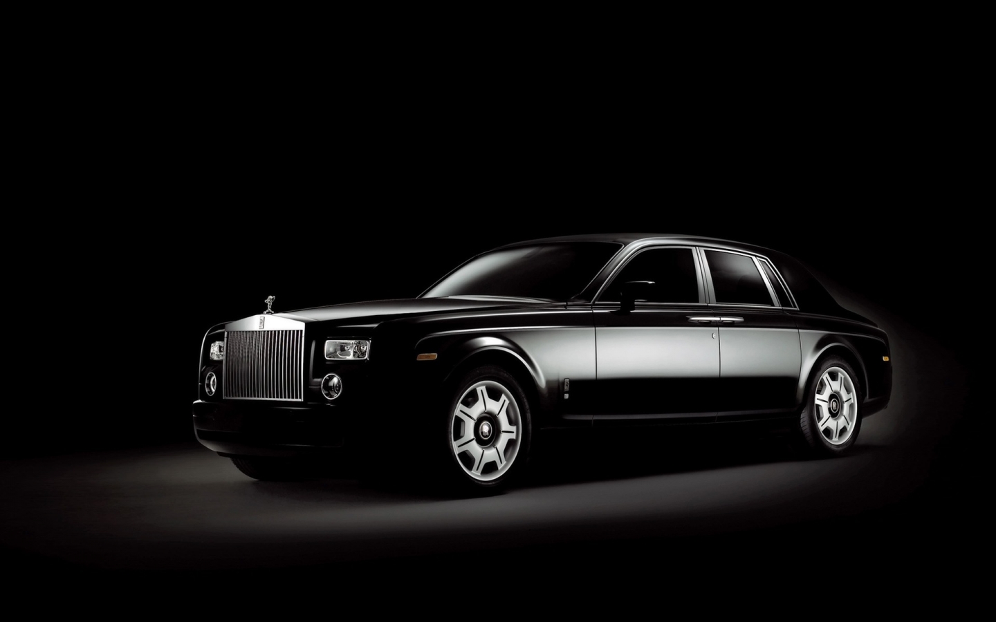 Rolls Royce Phantom Black for 1440 x 900 widescreen resolution