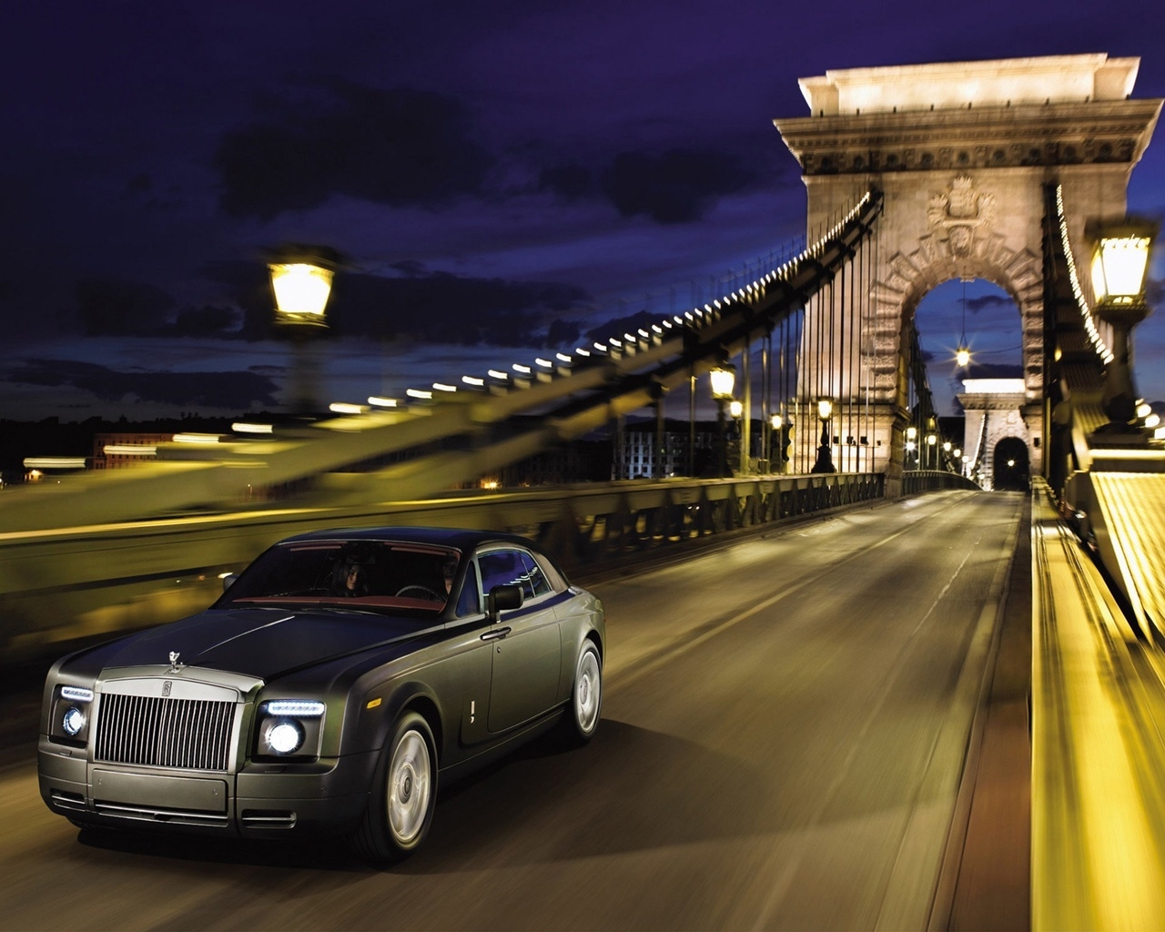 Rolls Royce Phantom Coupe 2010 Speed for 1280 x 1024 resolution