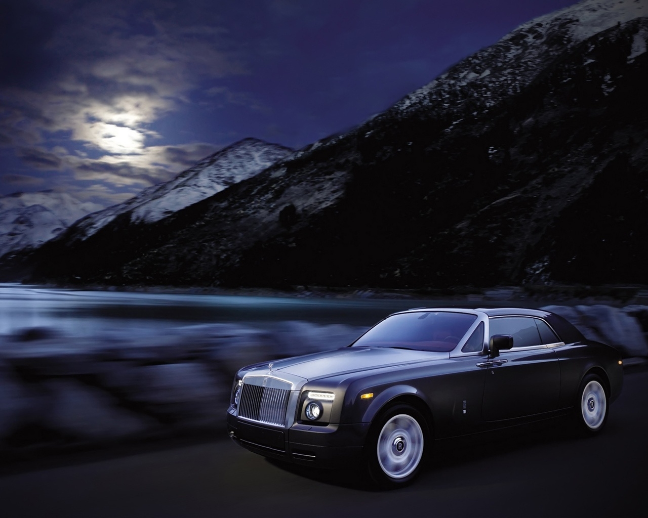 Rolls Royce Phantom Coupe Night 2010 for 1280 x 1024 resolution