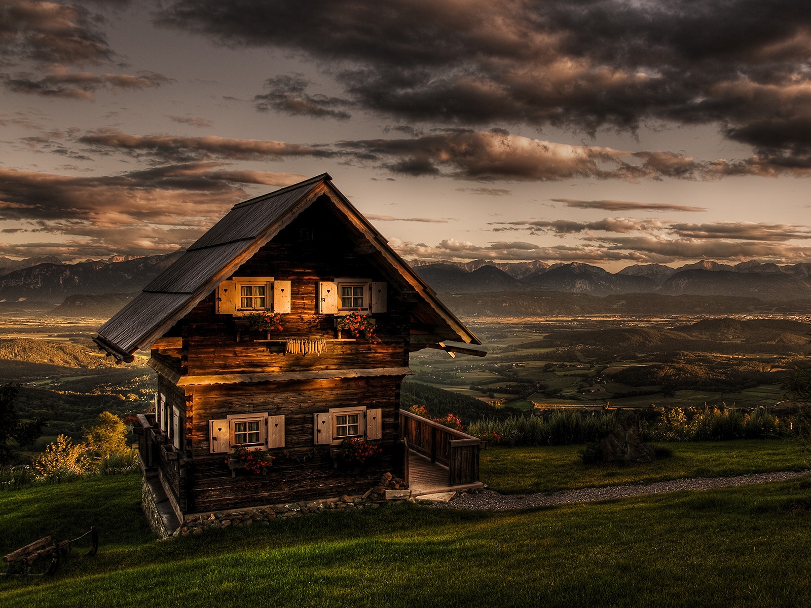 Romantic Cottage for 1600 x 1200 resolution