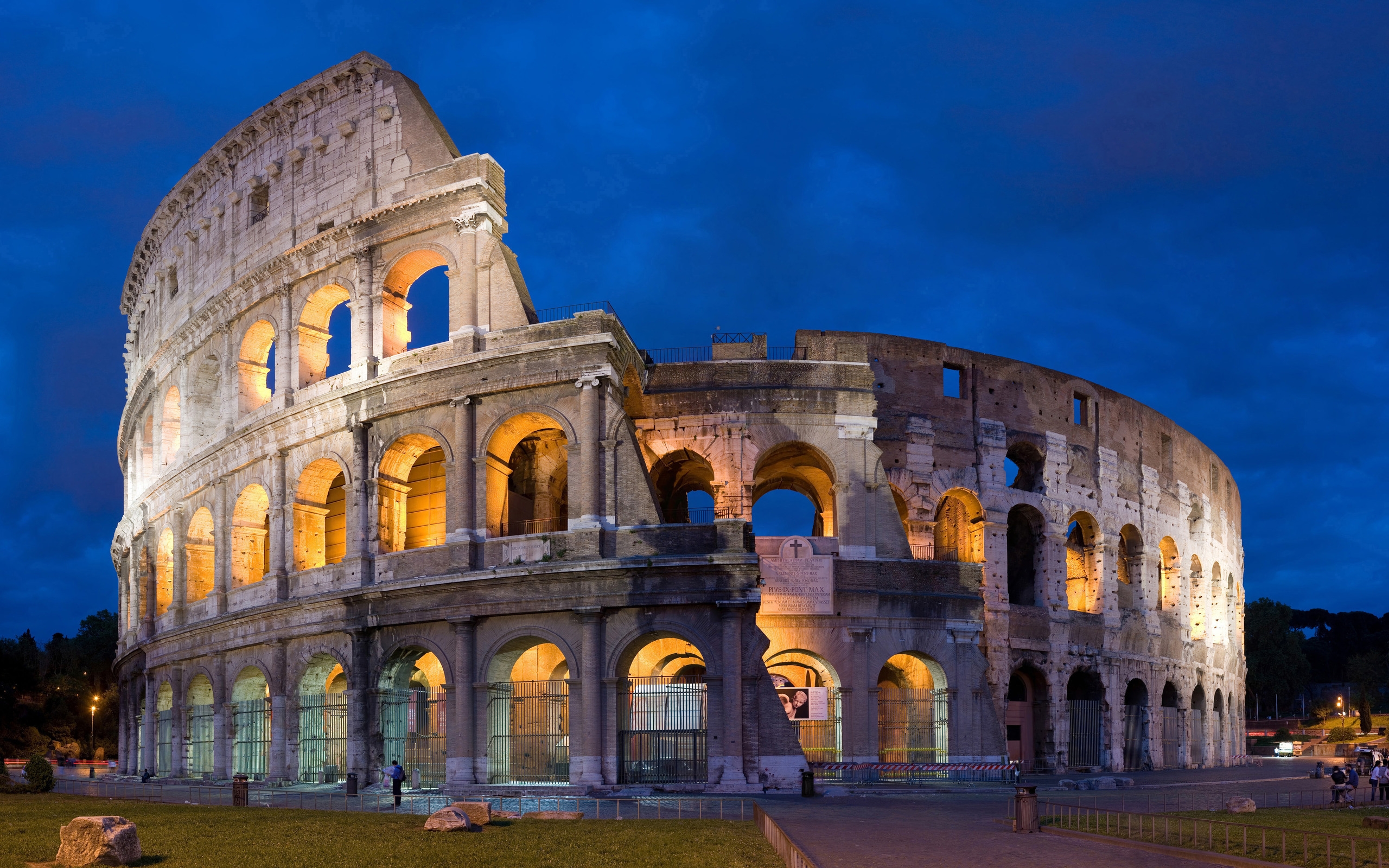Rome Coliseum for 2560 x 1600 widescreen resolution
