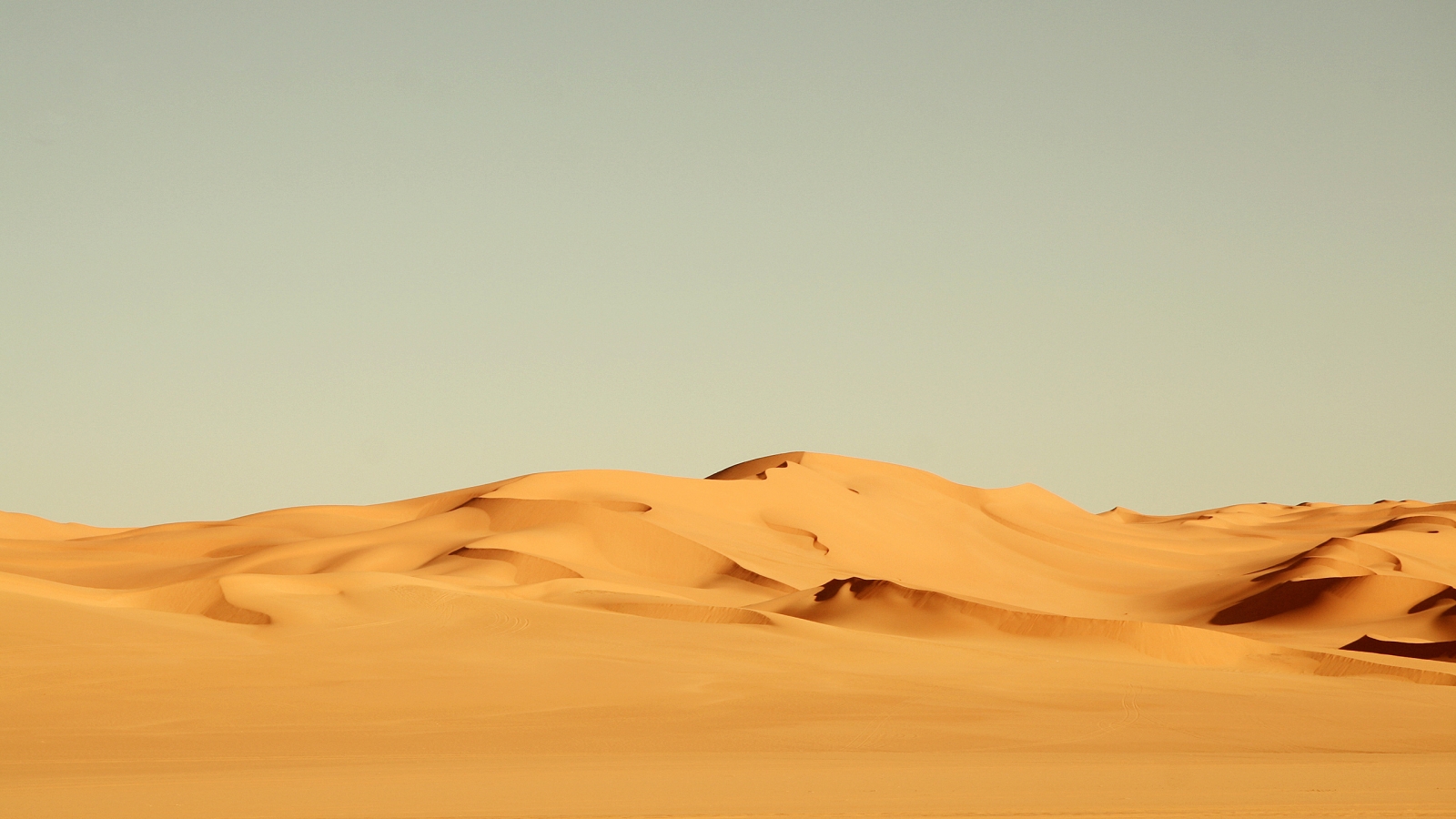 Sahara Desert for 1600 x 900 HDTV resolution