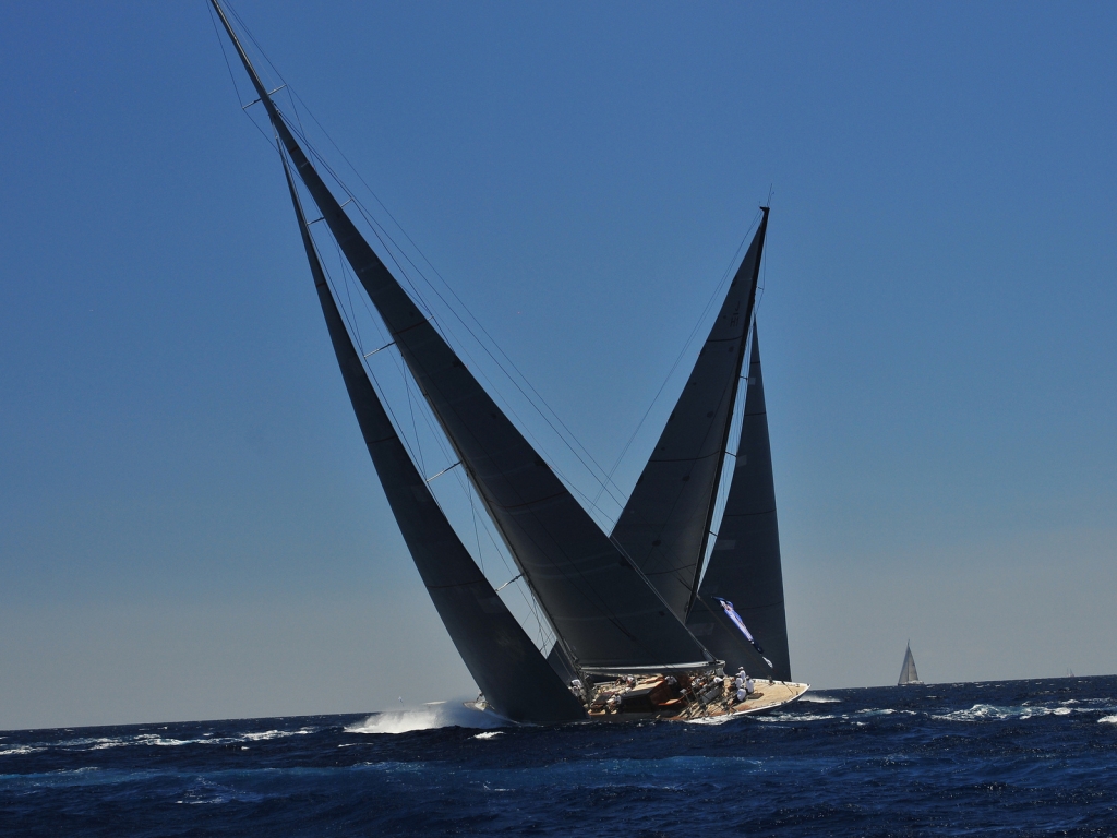 Sailing Yacht for 1024 x 768 resolution