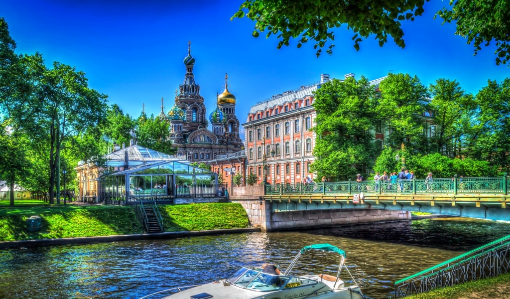Saint Petersburg HDR  for 1024 x 600 widescreen resolution