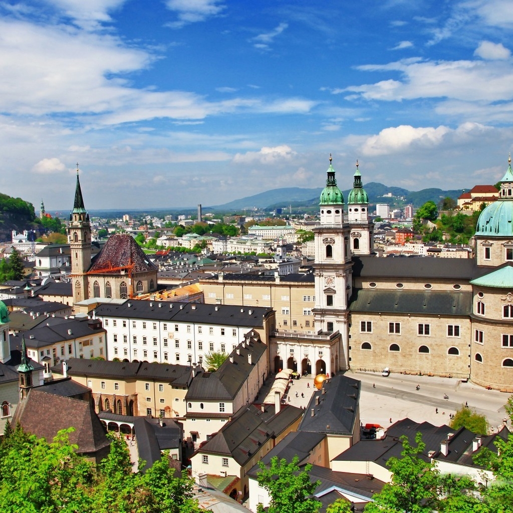  Salzburg for 1024 x 1024 iPad resolution