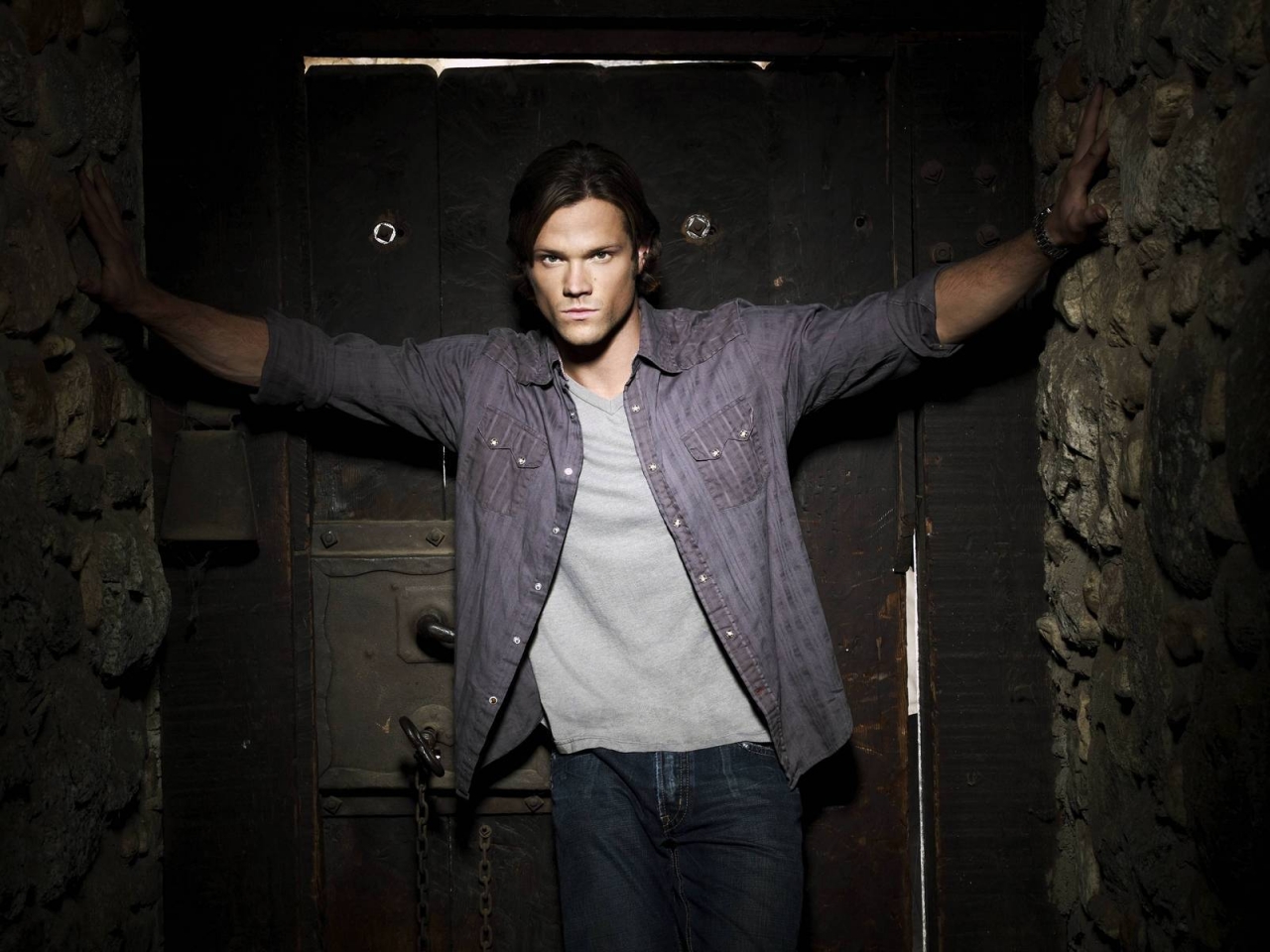 Sam Winchester Character for 1280 x 960 resolution