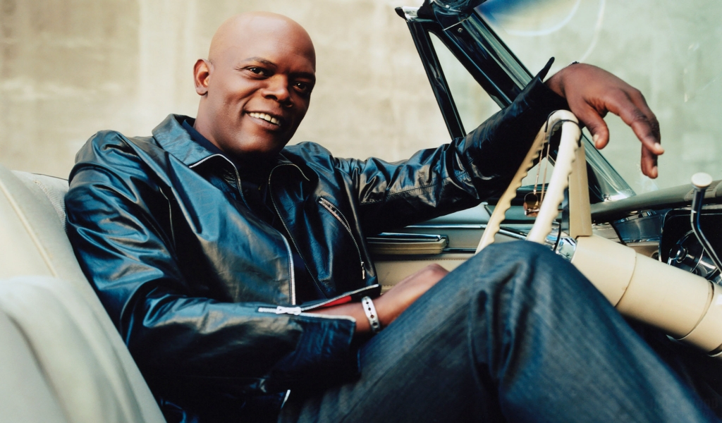 Samuel L Jackson for 1024 x 600 widescreen resolution