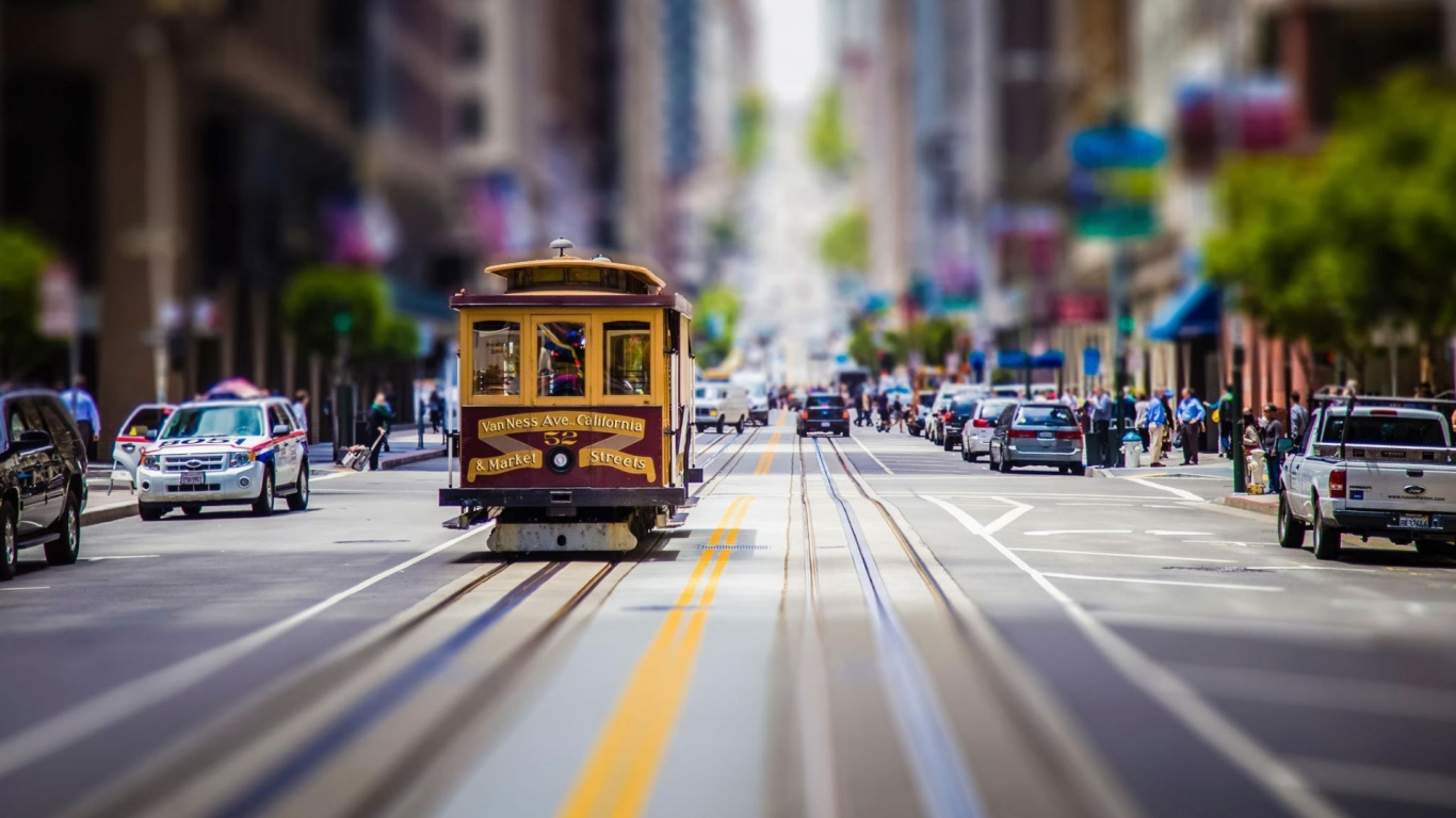 San Francisco Vintage Tram for 1366 x 768 HDTV resolution