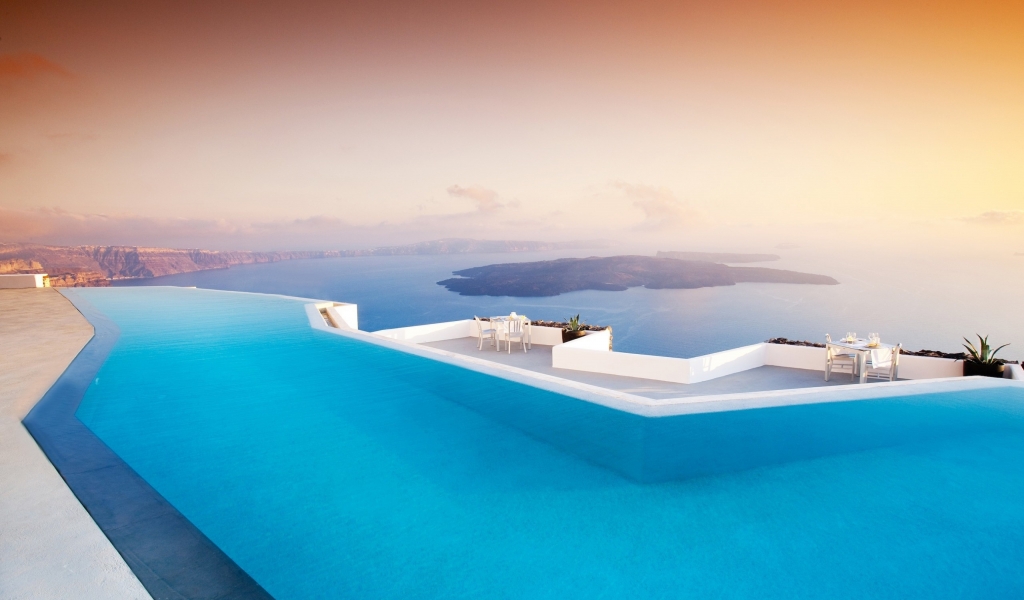 Santorini Pool for 1024 x 600 widescreen resolution