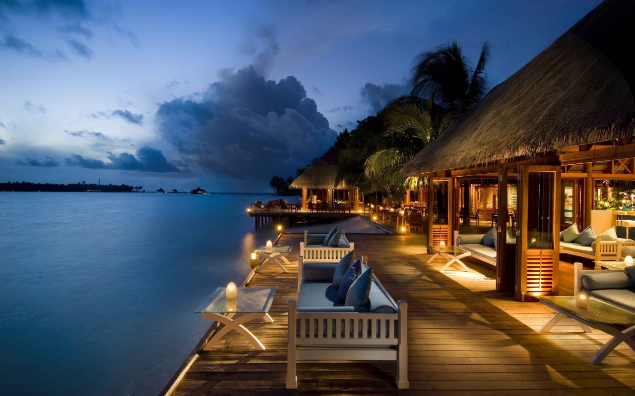 Sea Resort for 1280 x 800 widescreen resolution