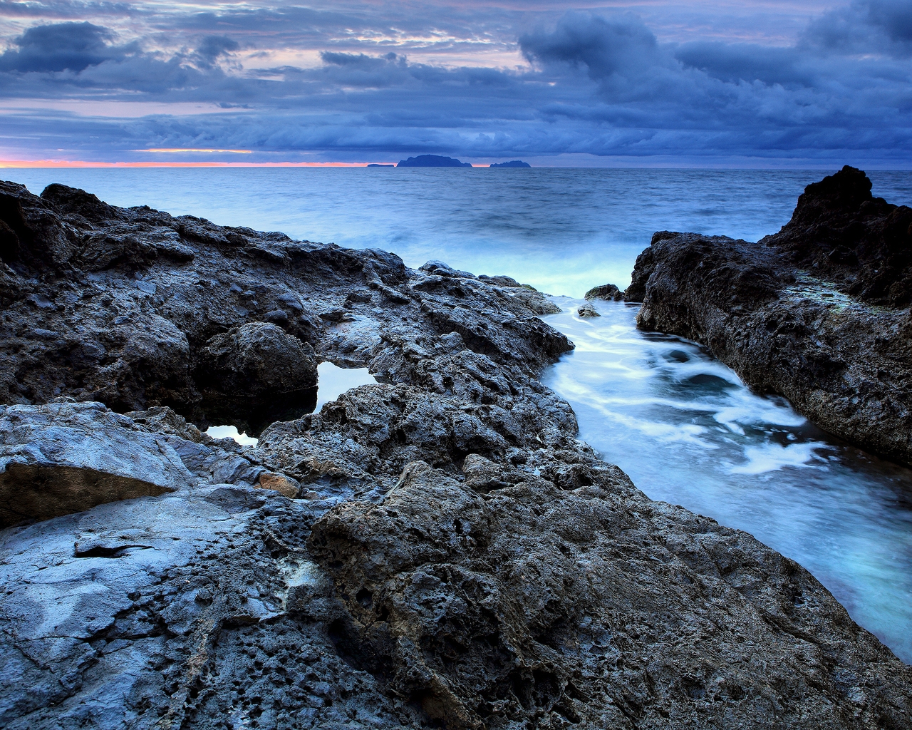 Sea Stones for 1280 x 1024 resolution