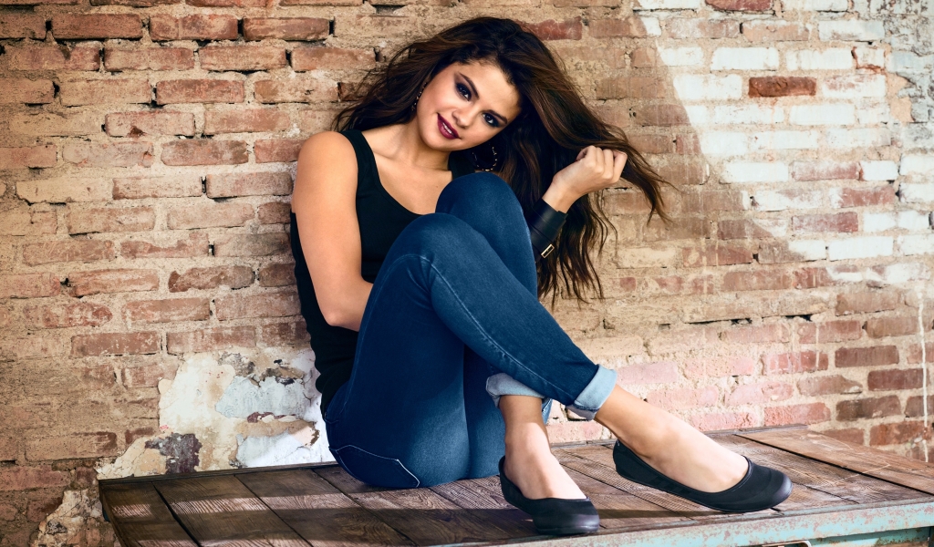 Selena Gomez 2014 for 1024 x 600 widescreen resolution
