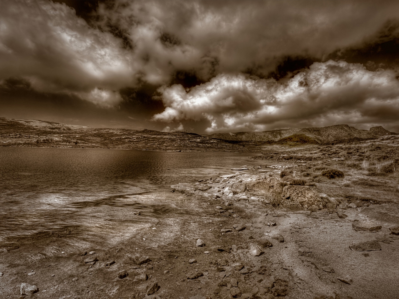 Sepia Landscape for 1280 x 960 resolution