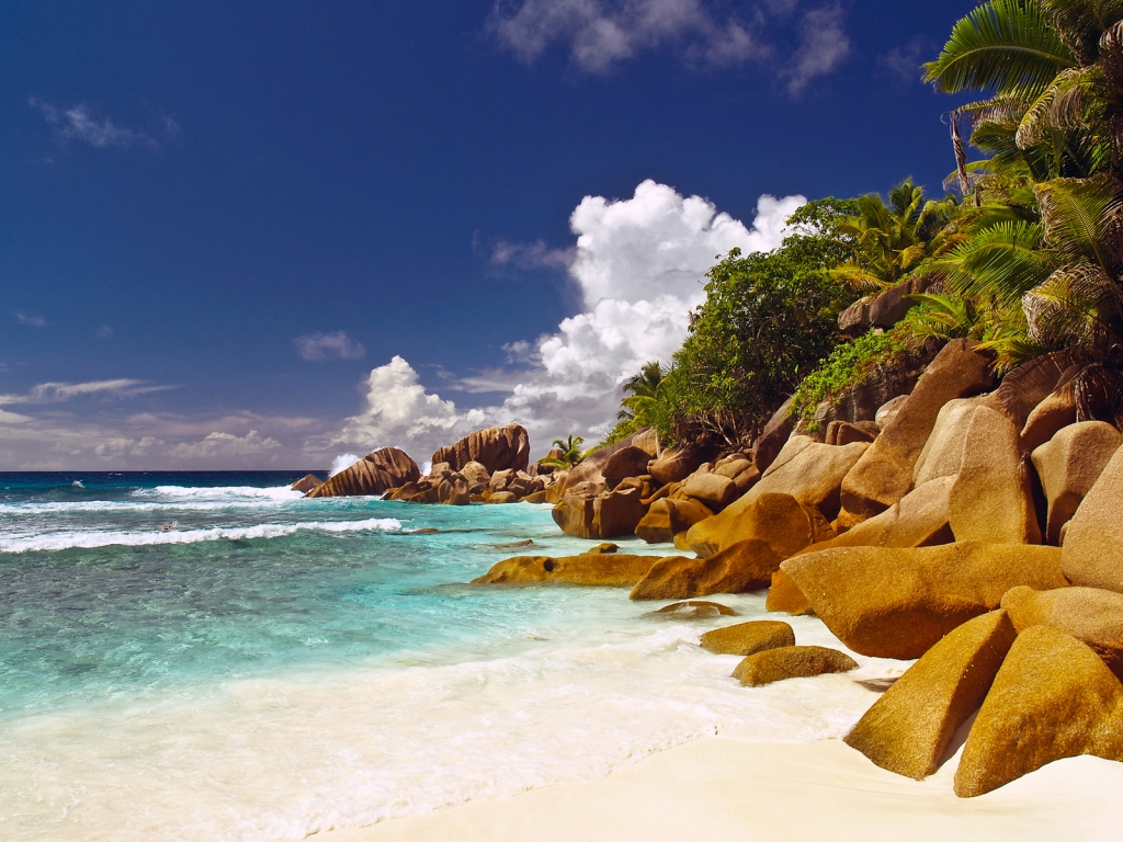 Seychelles Islands Corner for 1024 x 768 resolution