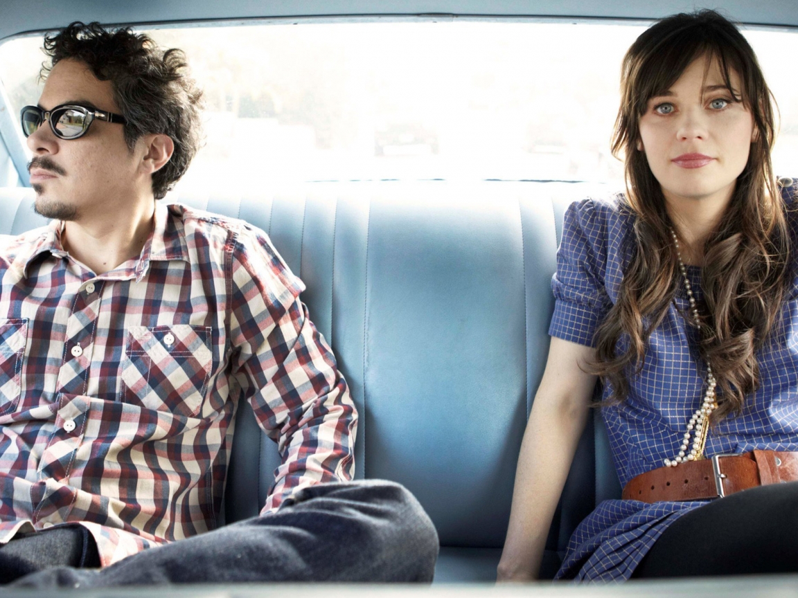 She and Him Band for 1152 x 864 resolution