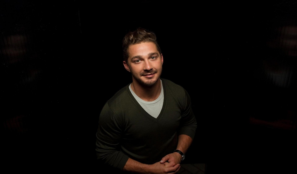 Shia LaBeouf Close Look for 1024 x 600 widescreen resolution
