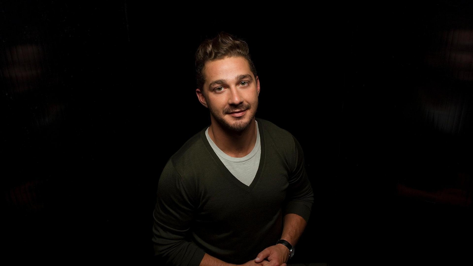 Shia LaBeouf Close Look for 1536 x 864 HDTV resolution