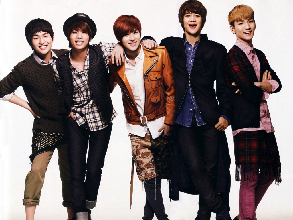 Shinee Band for 1024 x 768 resolution