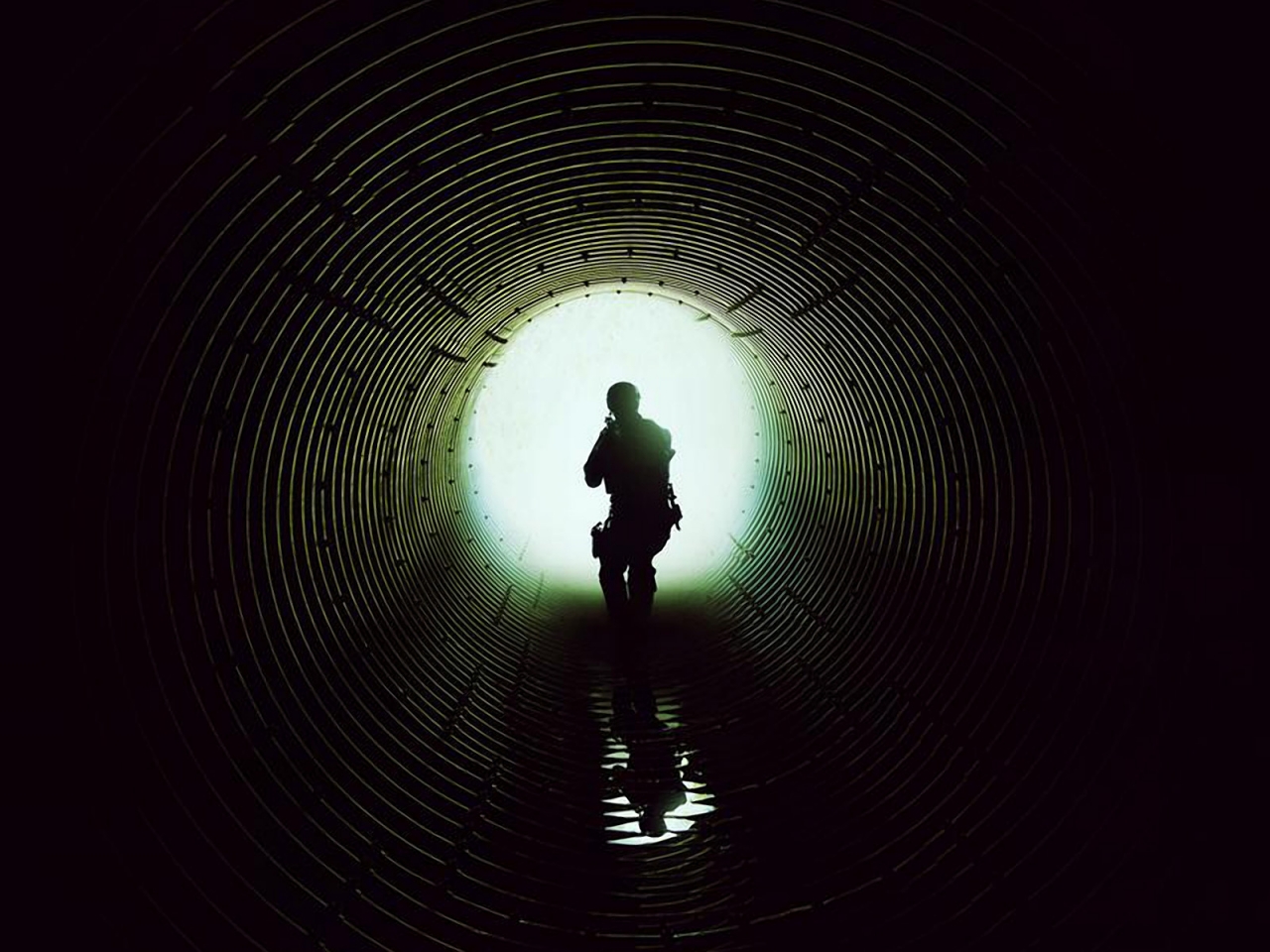 Sicario Sewer Tunnel for 1280 x 960 resolution