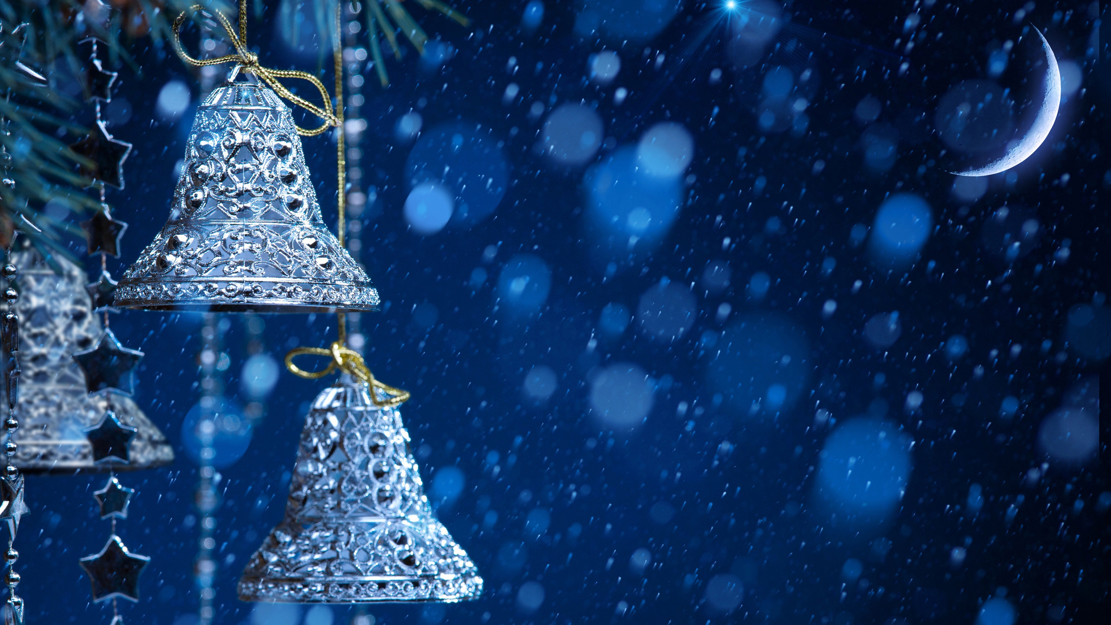 Silver Christmas Bells for 3840 x 2160 Ultra HD resolution