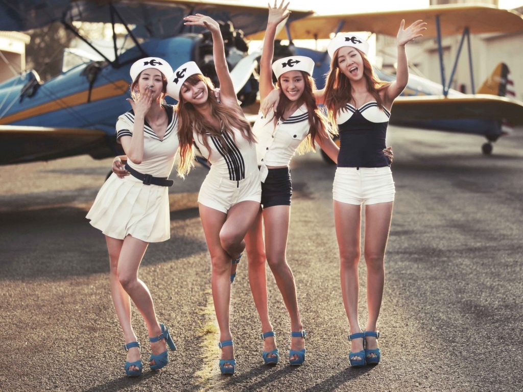 Sistar Poster for 1024 x 768 resolution