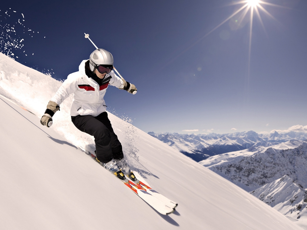 Skiing High for 1024 x 768 resolution