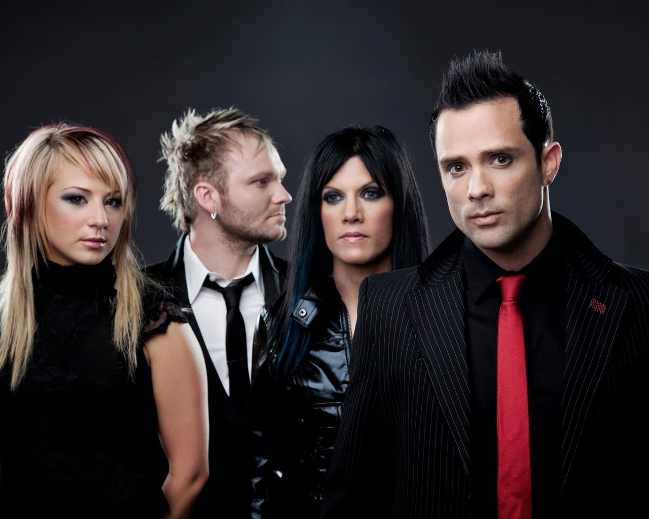 Skillet Band Members for 1280 x 1024 resolution