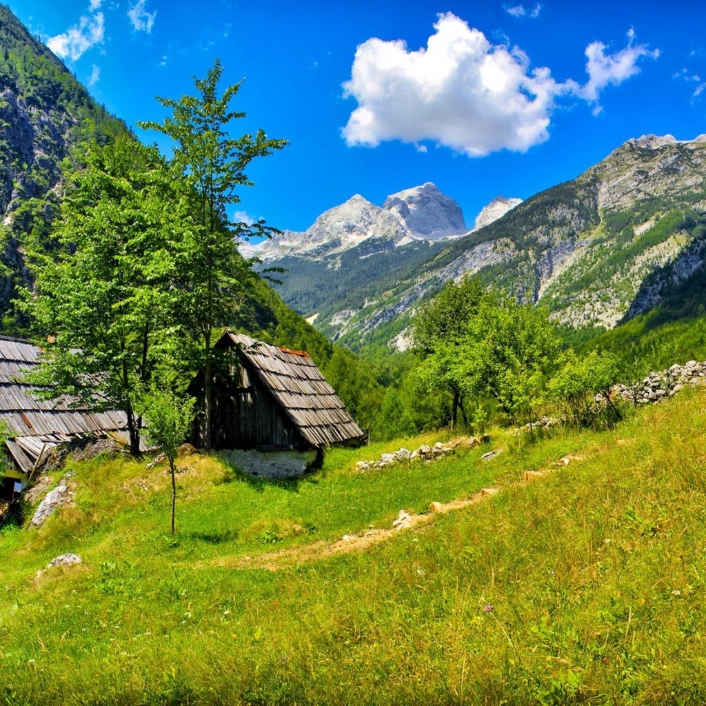 Slovenia Bovec Landscape for 1024 x 1024 iPad resolution