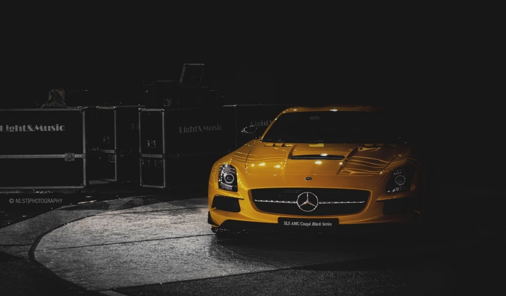 SLS AMG Coupe Black Series for 1024 x 600 widescreen resolution