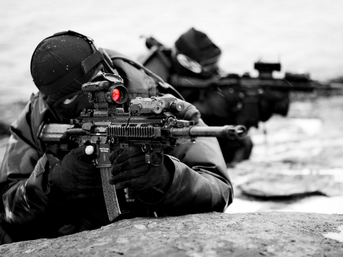 Sniper in Mission for 1152 x 864 resolution