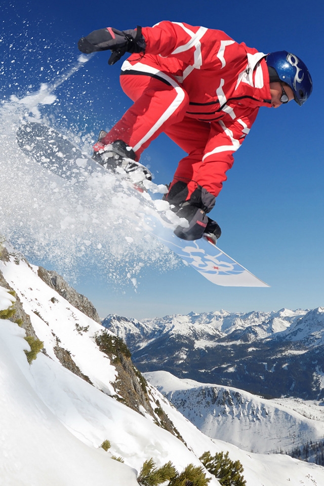 Snowboarding High In The Sky for 640 x 960 iPhone 4 resolution