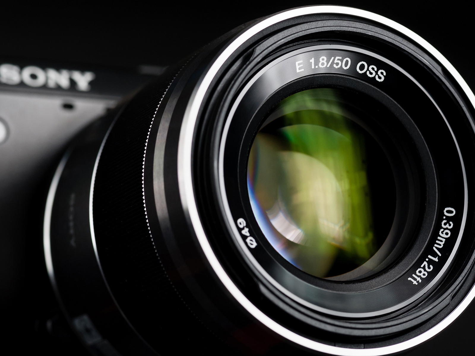 Sony Camera Lens for 1600 x 1200 resolution