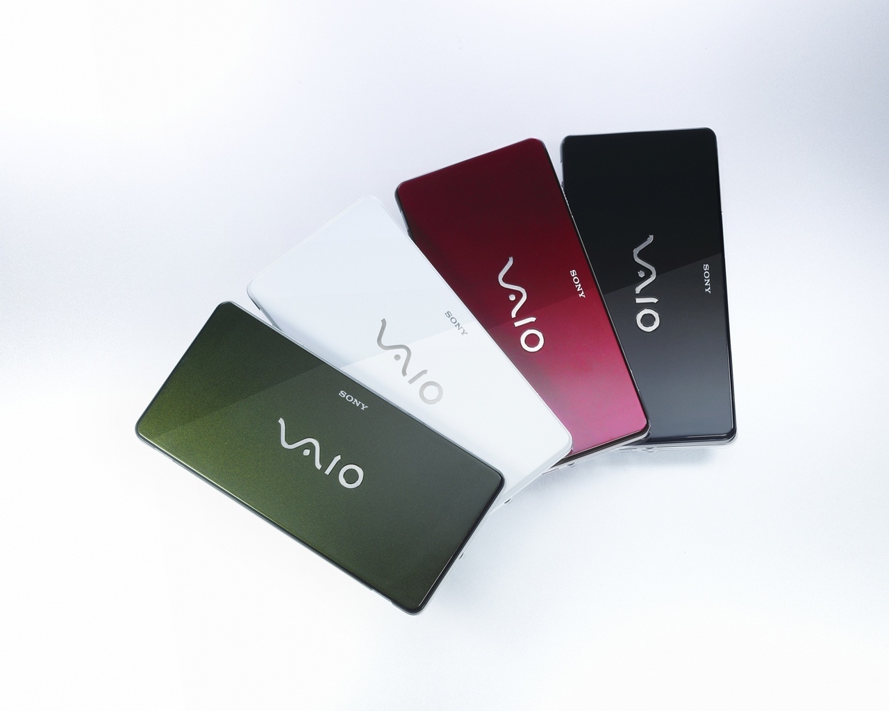 Sony Vaio 4 great colors for 1280 x 1024 resolution