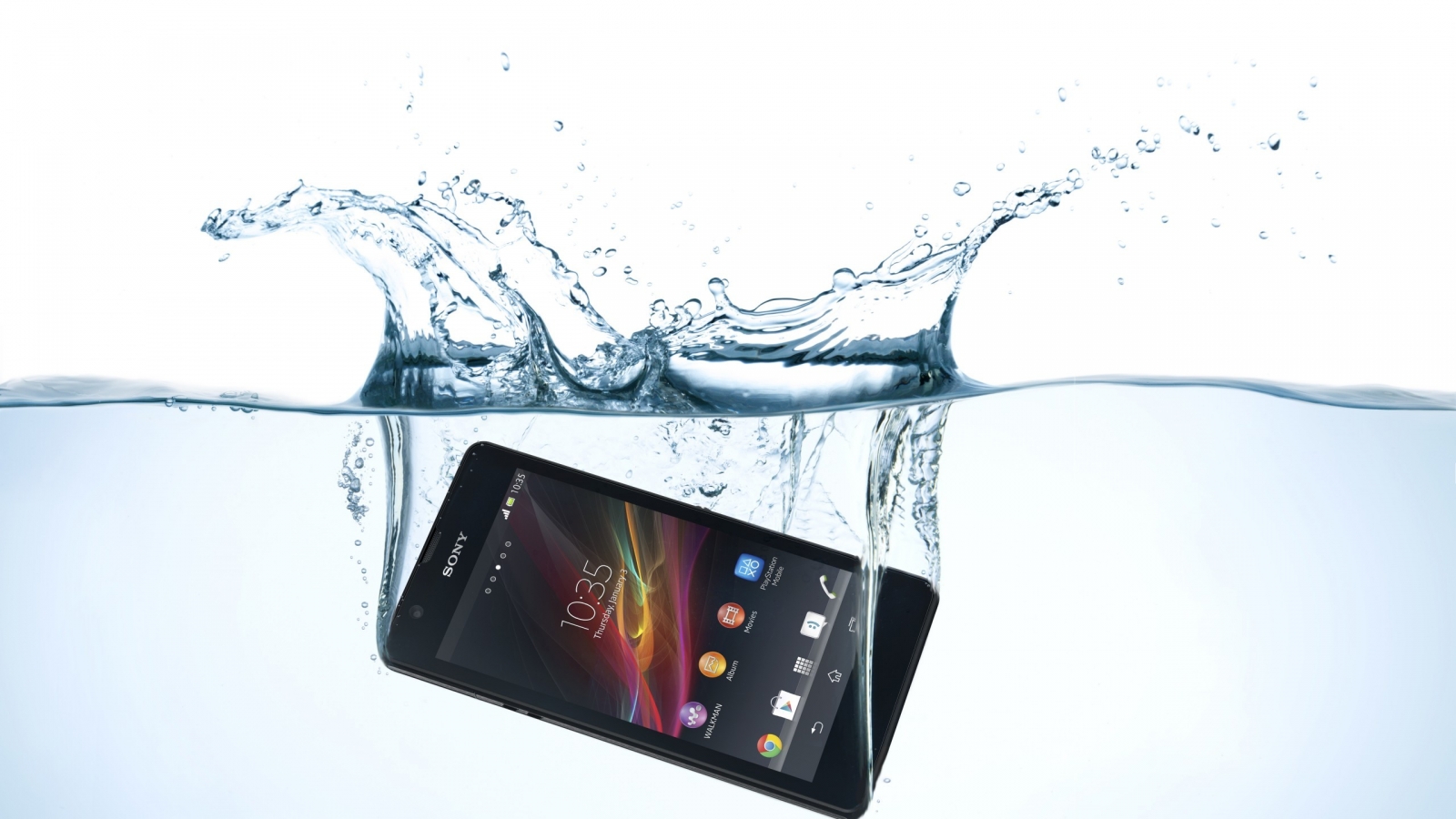 Sony Xperia Swimming for 1600 x 900 HDTV resolution
