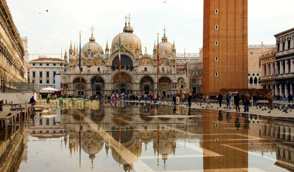 St. Mark Basilica Venice for 1024 x 600 widescreen resolution