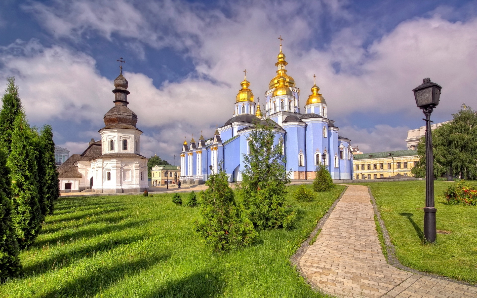 St Michael Cathedral Ukraine for 1920 x 1200 widescreen resolution