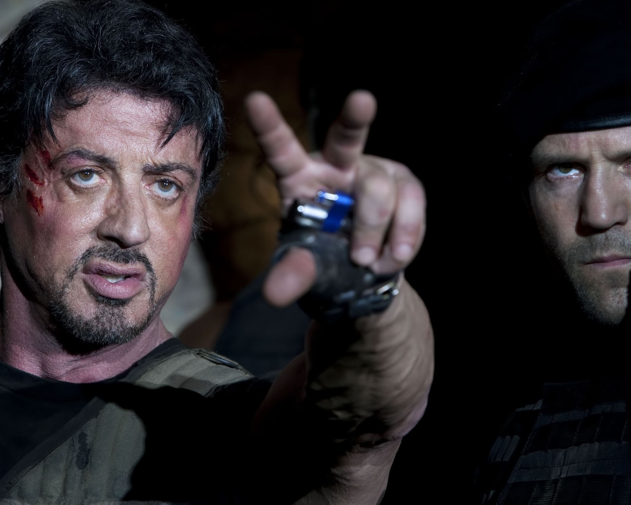 Stallone and Statham in Expendables for 1280 x 1024 resolution