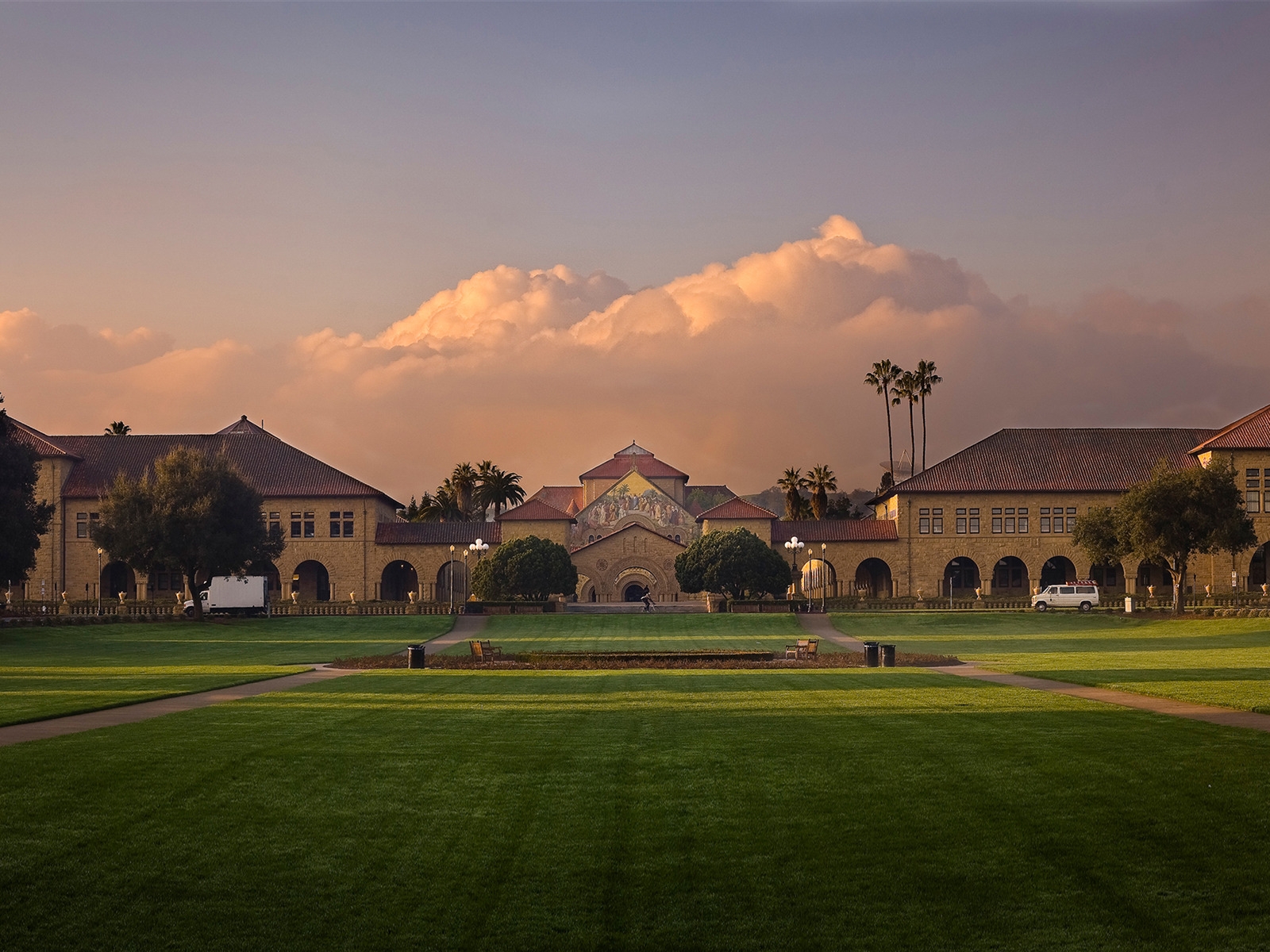 Stanford at Sunrise for 1600 x 1200 resolution