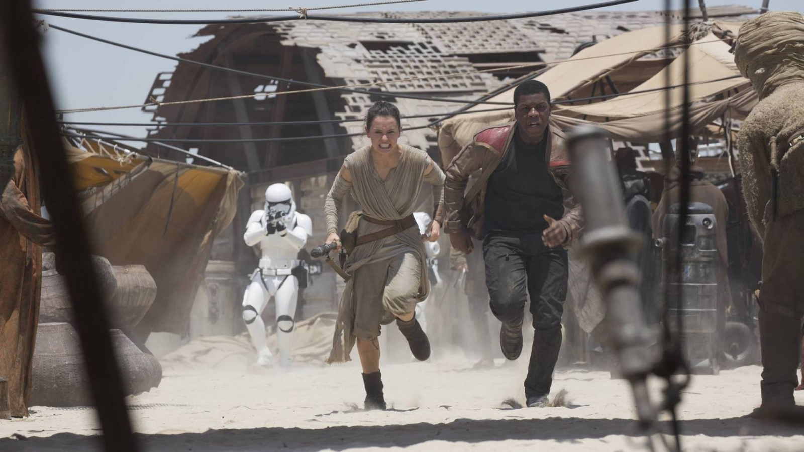 Star Wars The Force Awakens Movie Scene for 1600 x 900 HDTV resolution