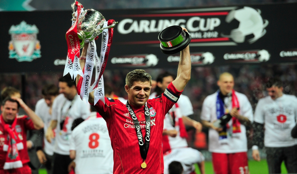 Steven Gerrard Liverpool 2012 for 1024 x 600 widescreen resolution