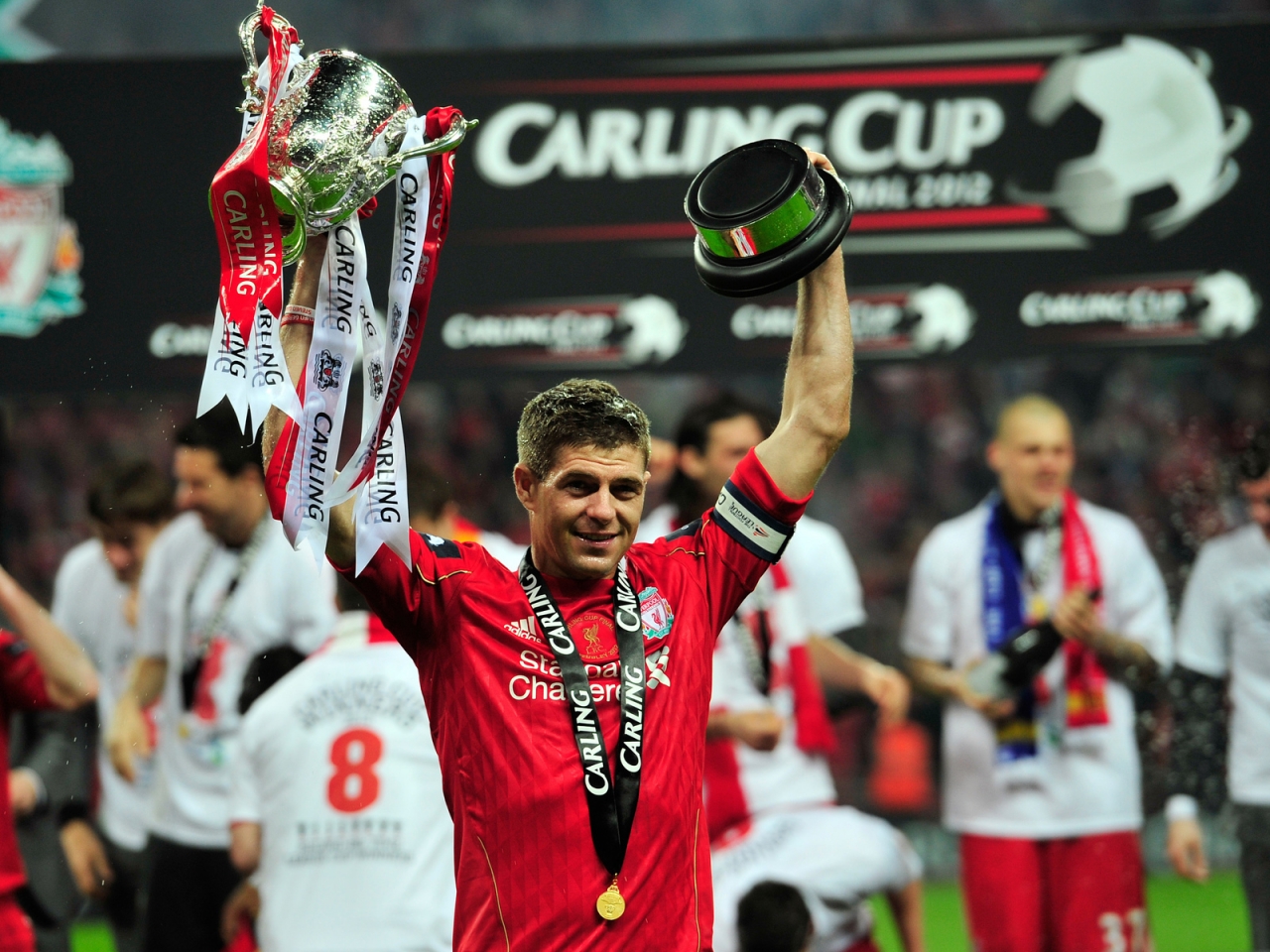 Steven Gerrard Liverpool 2012 for 1280 x 960 resolution