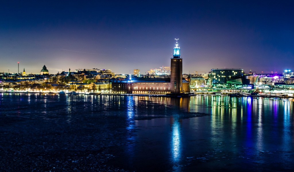 Stockholm Night View for 1024 x 600 widescreen resolution