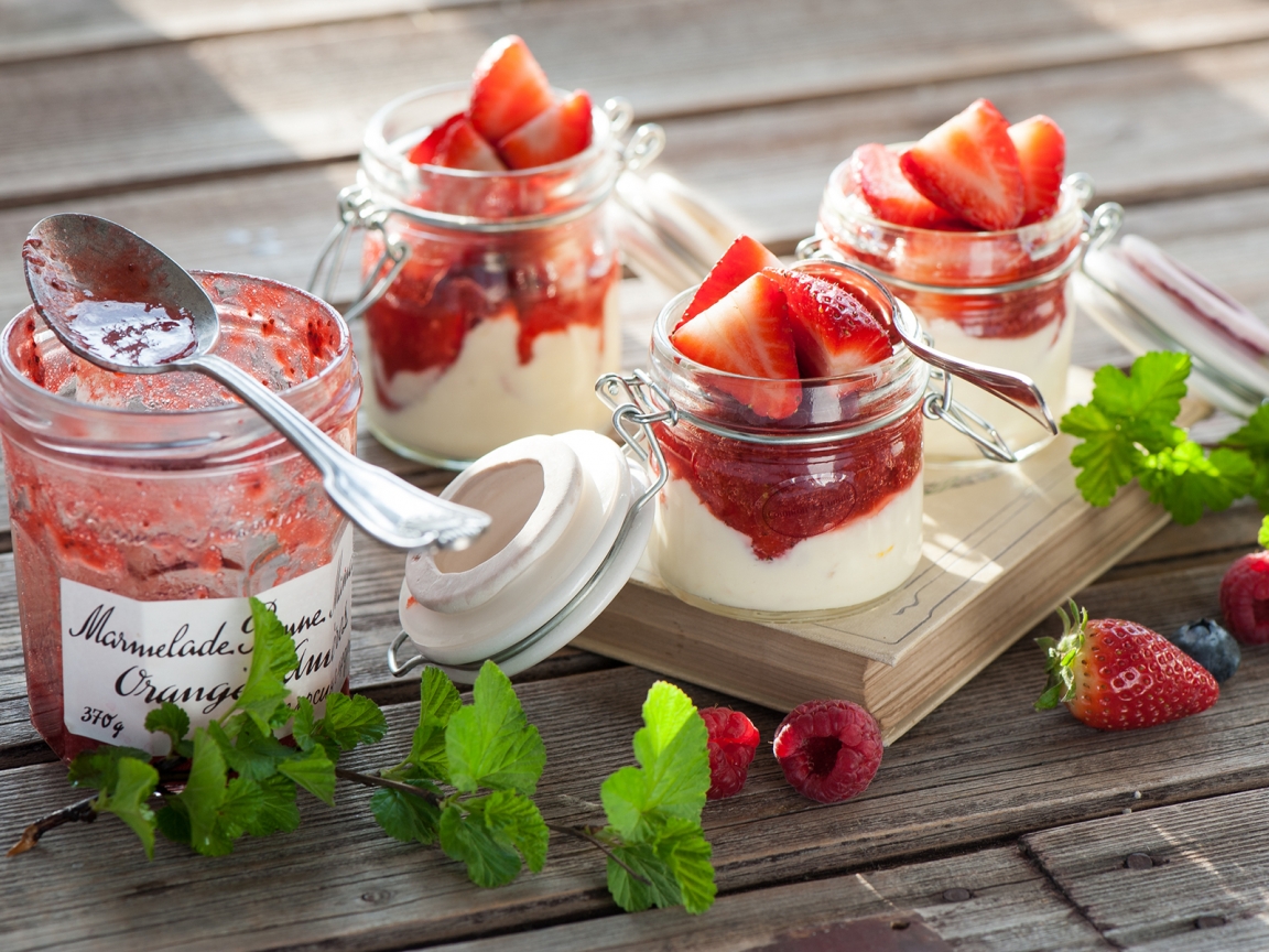 Strawberry Jam for 1152 x 864 resolution
