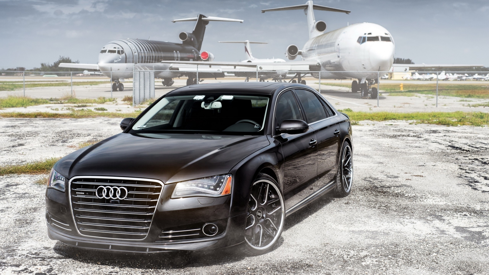 Stunning Audi A8 for 1680 x 945 HDTV resolution