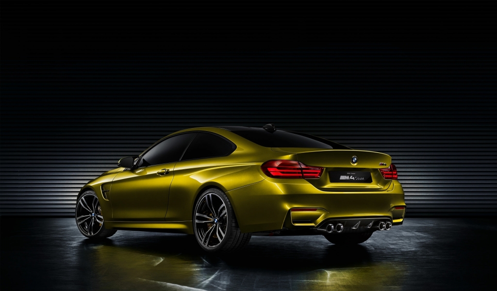 Stunning BMW M4 for 1024 x 600 widescreen resolution